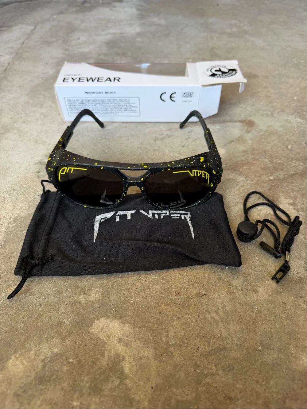 Pit Viper Exciters Sunglasses The Cosmos Polarized Pens 149mm